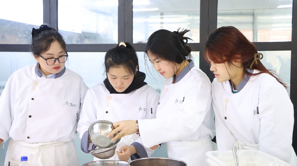 新学员报到啦！一起采访同学们都是报了什么烘焙课程